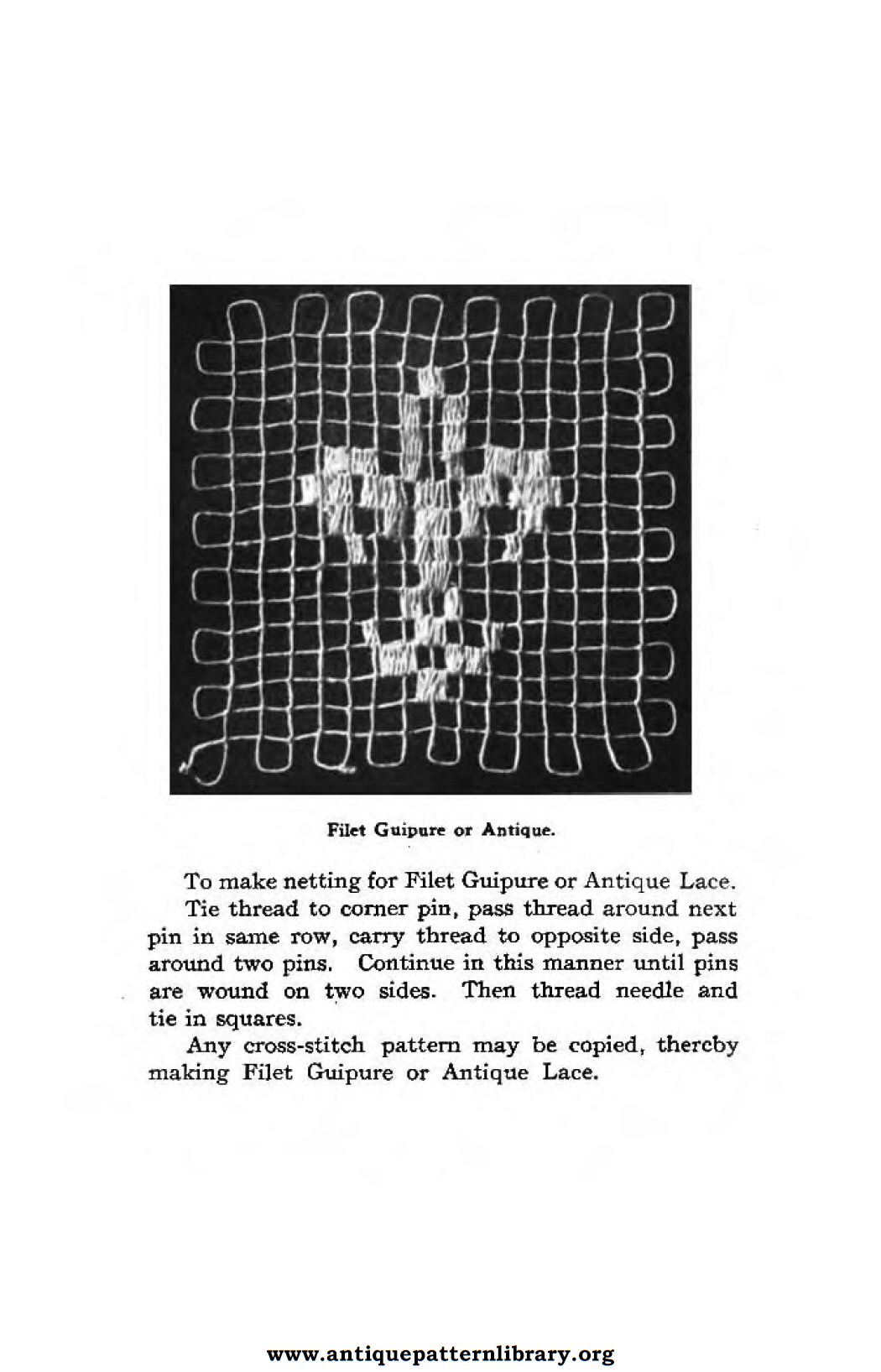 6-DA012 Booklet of Designs and Instructions for Making Teneriffe and Filet Lace.