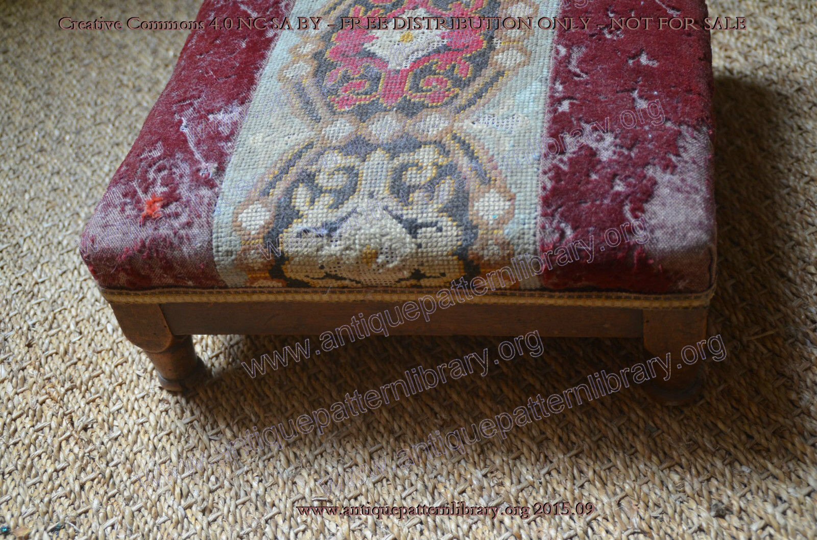 F-JF003 Embroidered footstool