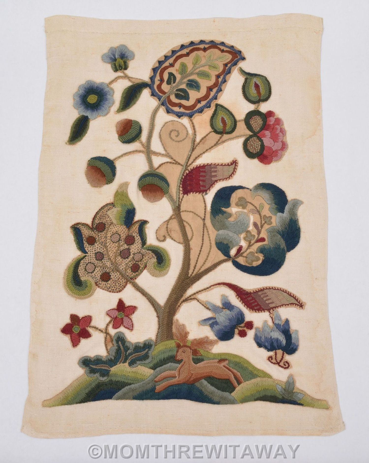 F-MO001 Tree of life with stag in crewelwork