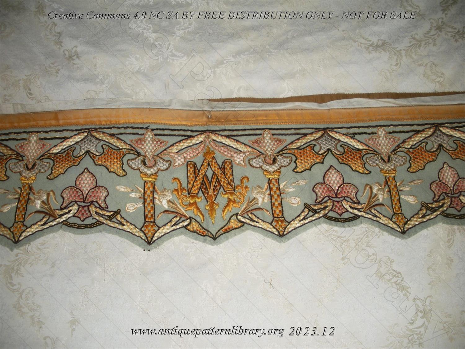 E-CW001 Ecclesiastical valance with lilies and initial M
