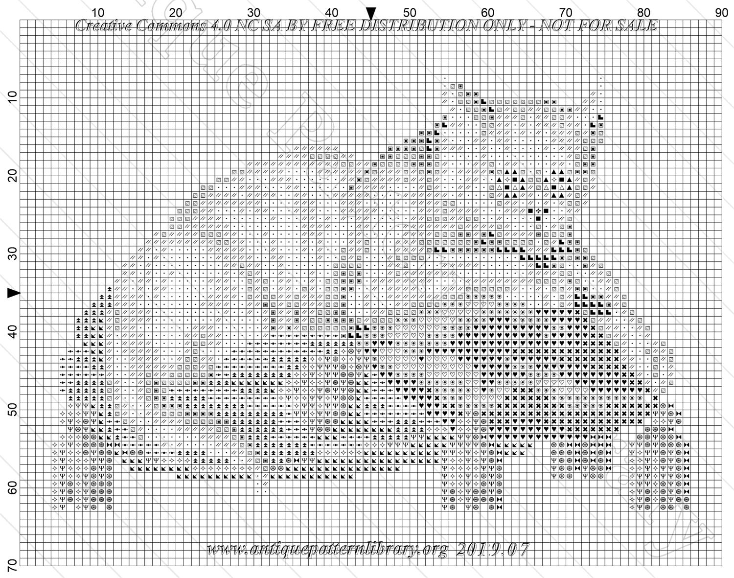 I-II006 White cat on red and purple pillows